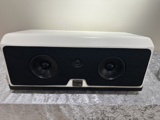 Rauna Brage hos Hifi-Punkten.se