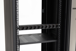Norstone Pro Powerbar (10st SCHUKO) hos Hifi-Punkten.se